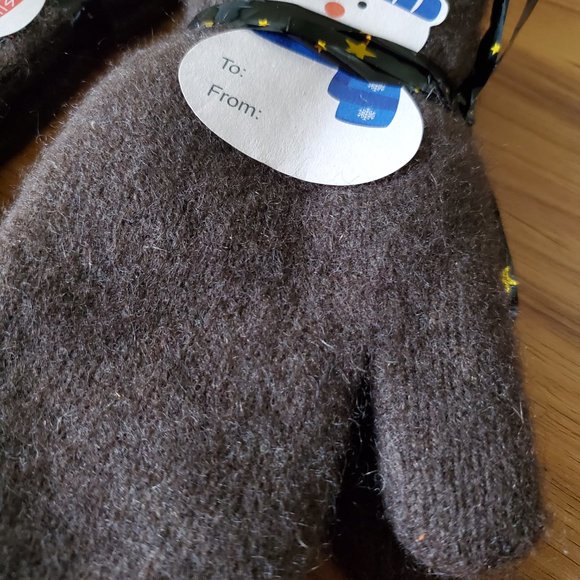 Yak wool socks and mittens kids gift set - Picture 3 of 8